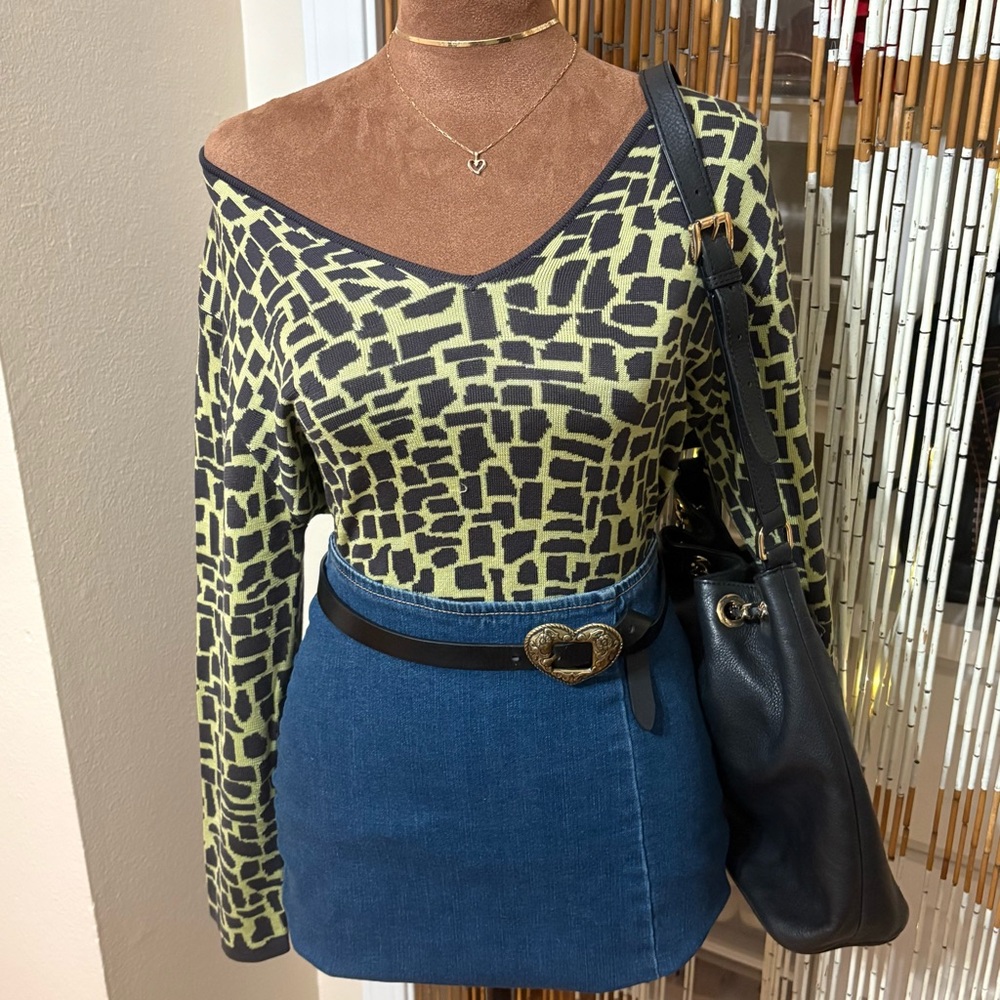 Oscar by Oscar de la Renta 100% Silk Abstract Print Blouse Size M